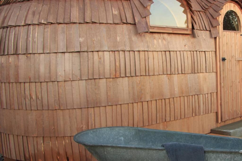 Apartmán Schmidis Igluhuts Im Pfaffenwinkel - Tiny House 1 Apfeldorf Exteriér fotografie